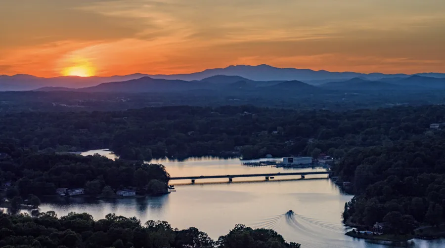 Aerial view of Catawba County, North Carolina β served by Platinum Construction & Crane